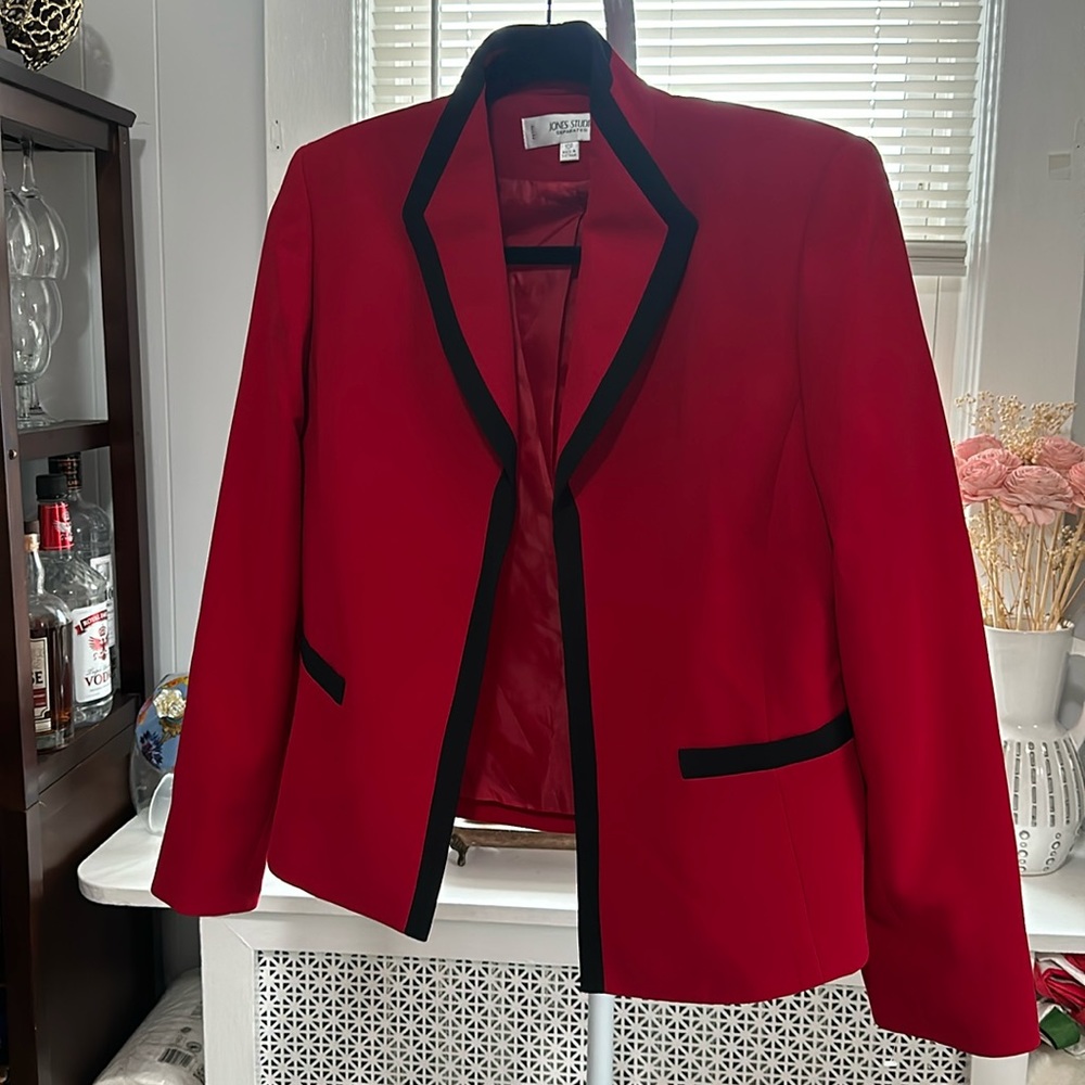 Jones Studio, blazer